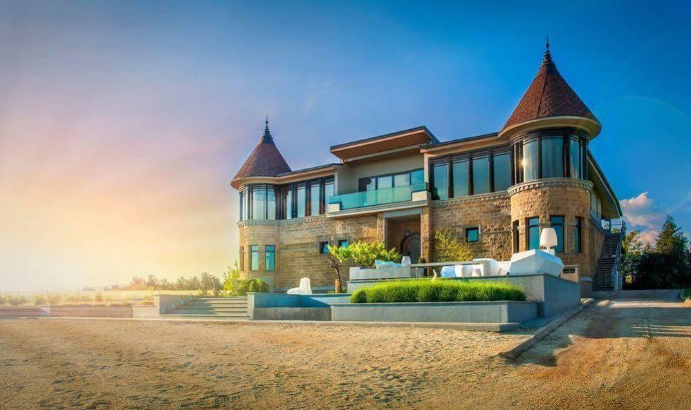 The Hunter'S Lodge Kamnik Скопье Экстерьер фото
